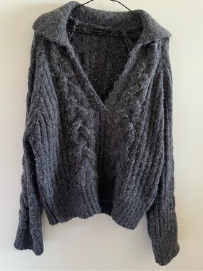 Dynamite grey sweater